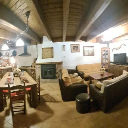 Casa Rural La Marta * Villarejo (Castile and Leon)