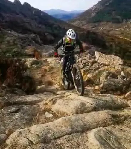 Casa Rural La Marta ホテル *